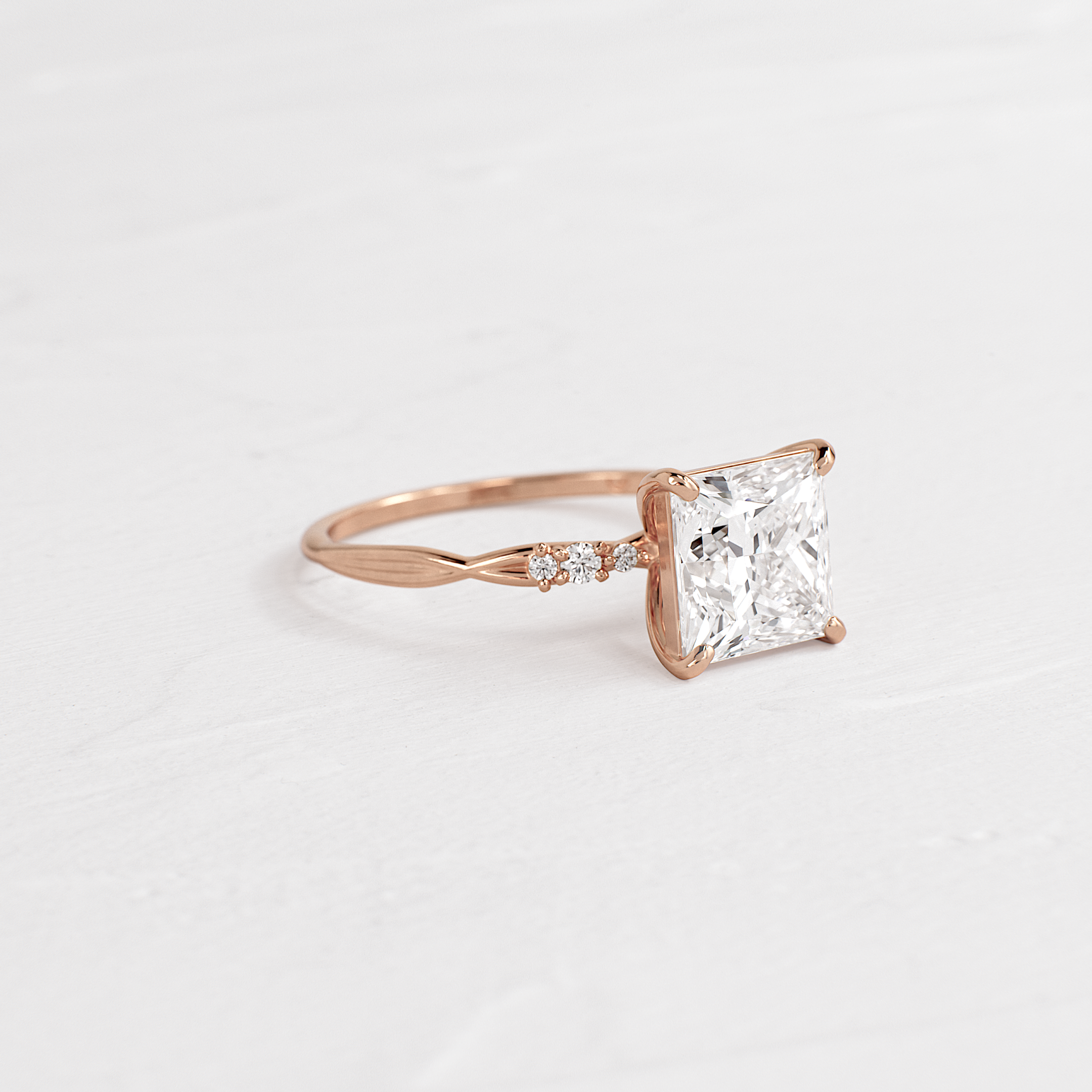 Solitaire-Oval Lab Grown Diamond Engagement Ring