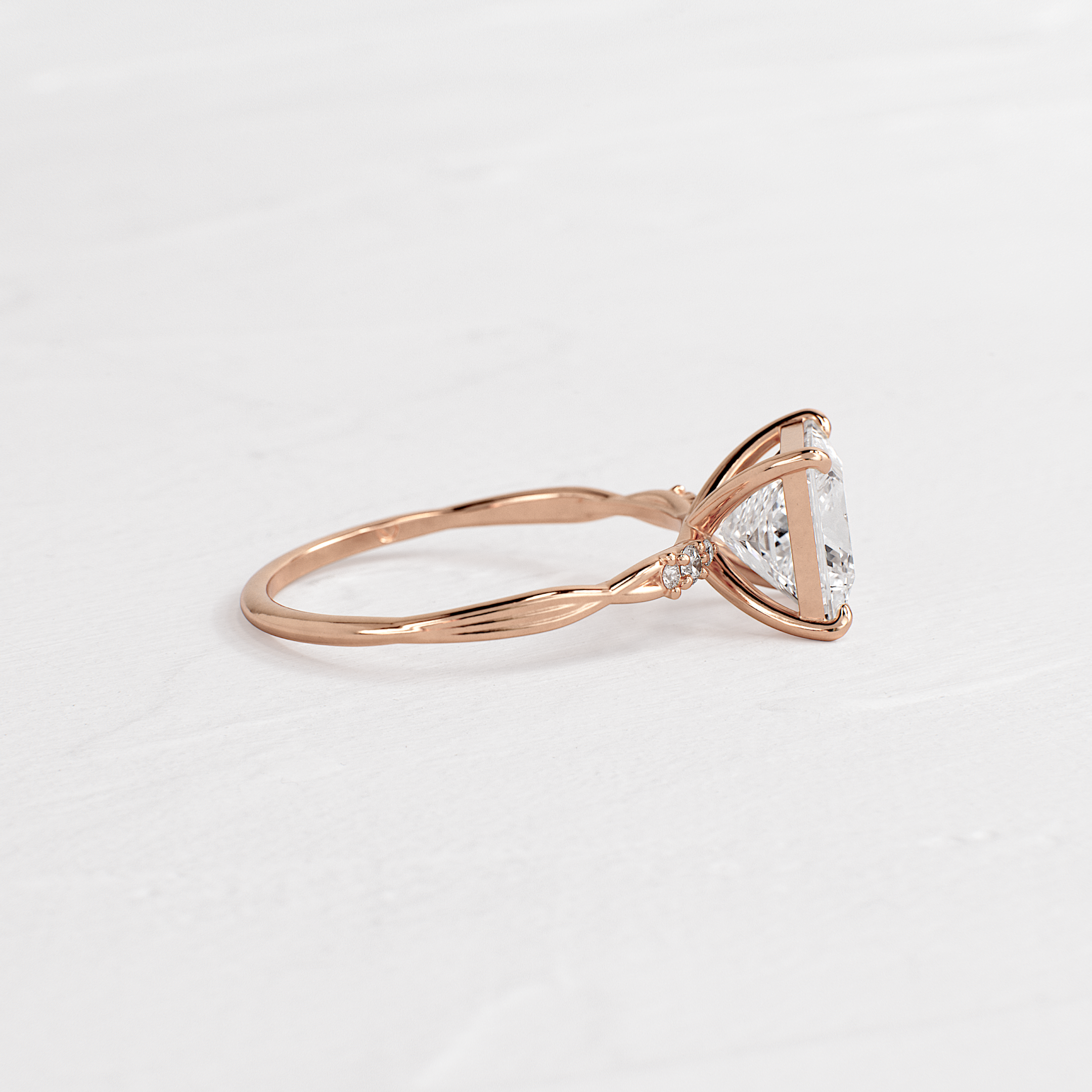 Solitaire-Oval Lab Grown Diamond Engagement Ring