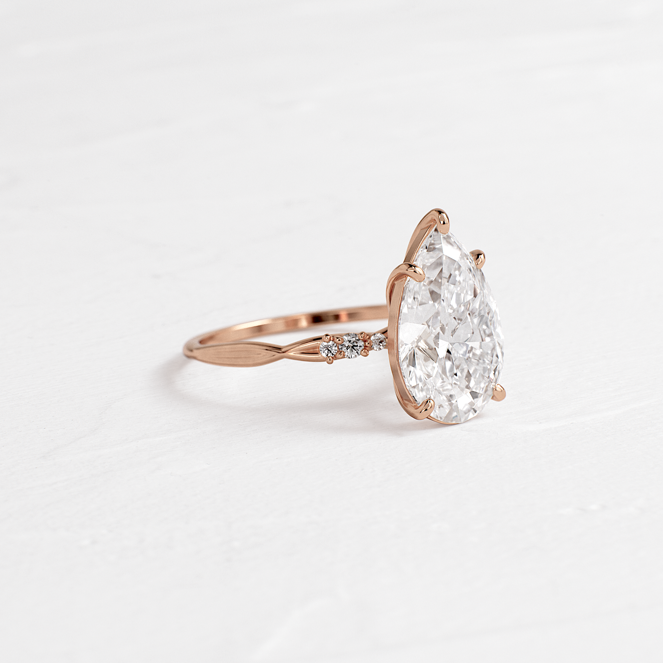 Solitaire-Oval Lab Grown Diamond Engagement Ring