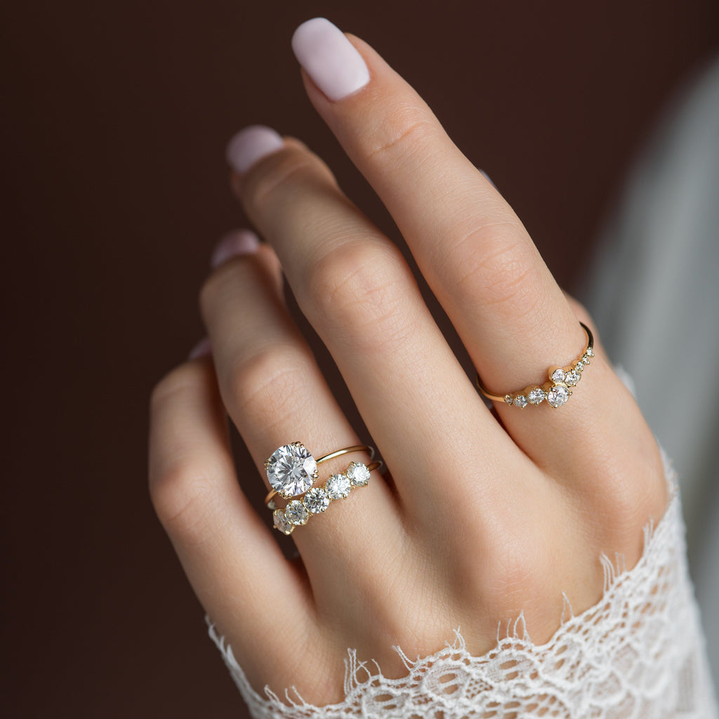 Solitaire-Oval Lab Grown Diamond Engagement Ring