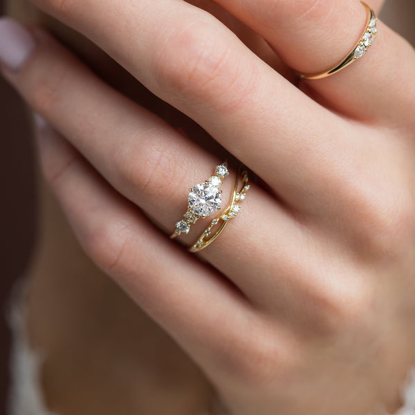 Cluster-Round Lab Grown Diamond Engagement Ring - Solitaire-Oval Lab Grown Diamond Engagement Ring