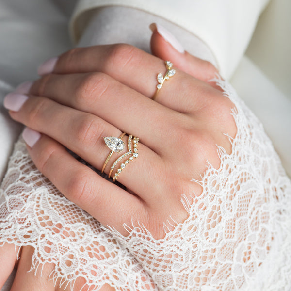 Solitaire-Pear Lab Grown Diamond Engagement Ring - Solitaire-Oval Lab Grown Diamond Engagement Ring