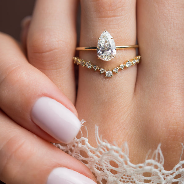 Solitaire-Pear Lab Grown Diamond Engagement Ring - Solitaire-Oval Lab Grown Diamond Engagement Ring