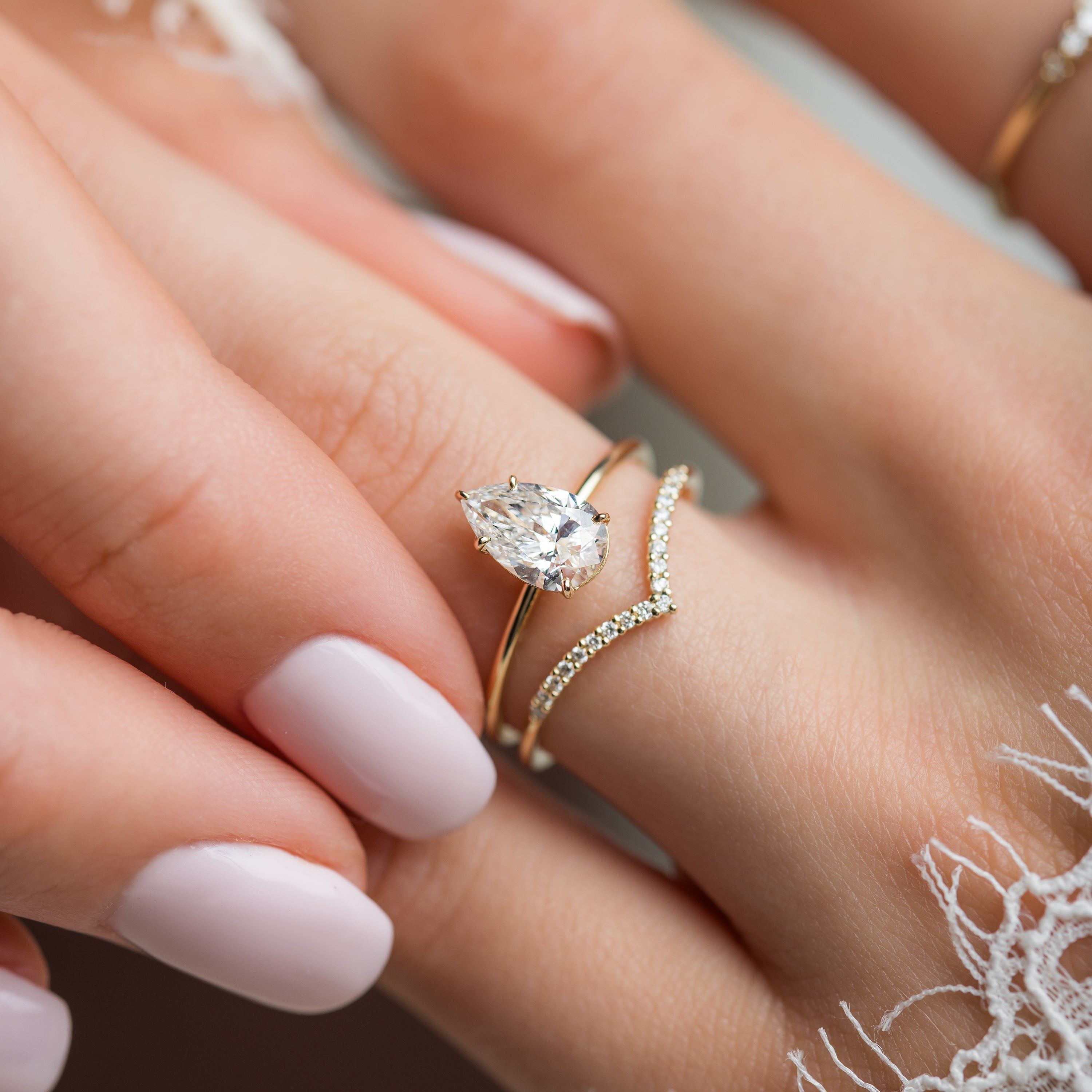 Solitaire-Oval Lab Grown Diamond Engagement Ring