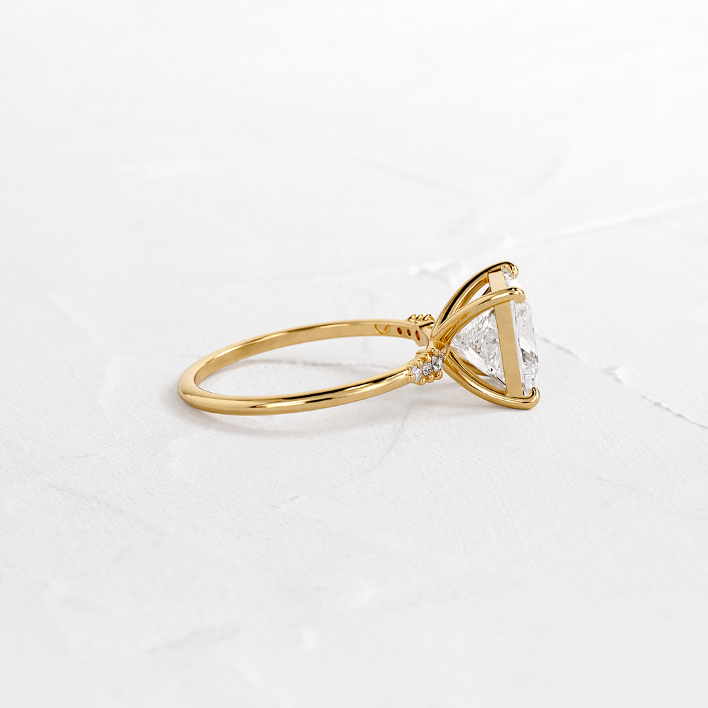 Solitaire-Oval Lab Grown Diamond Engagement Ring