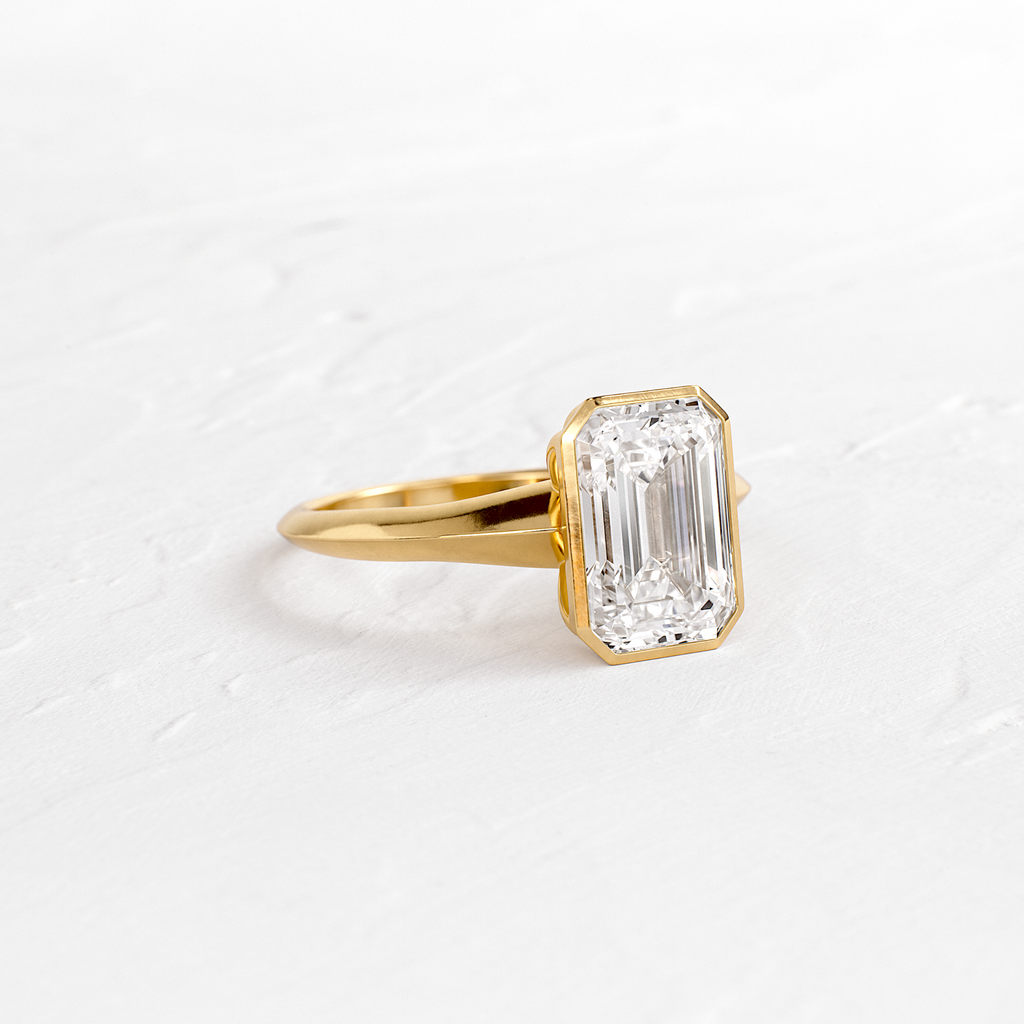 Solitaire-Oval Lab Grown Diamond Engagement Ring