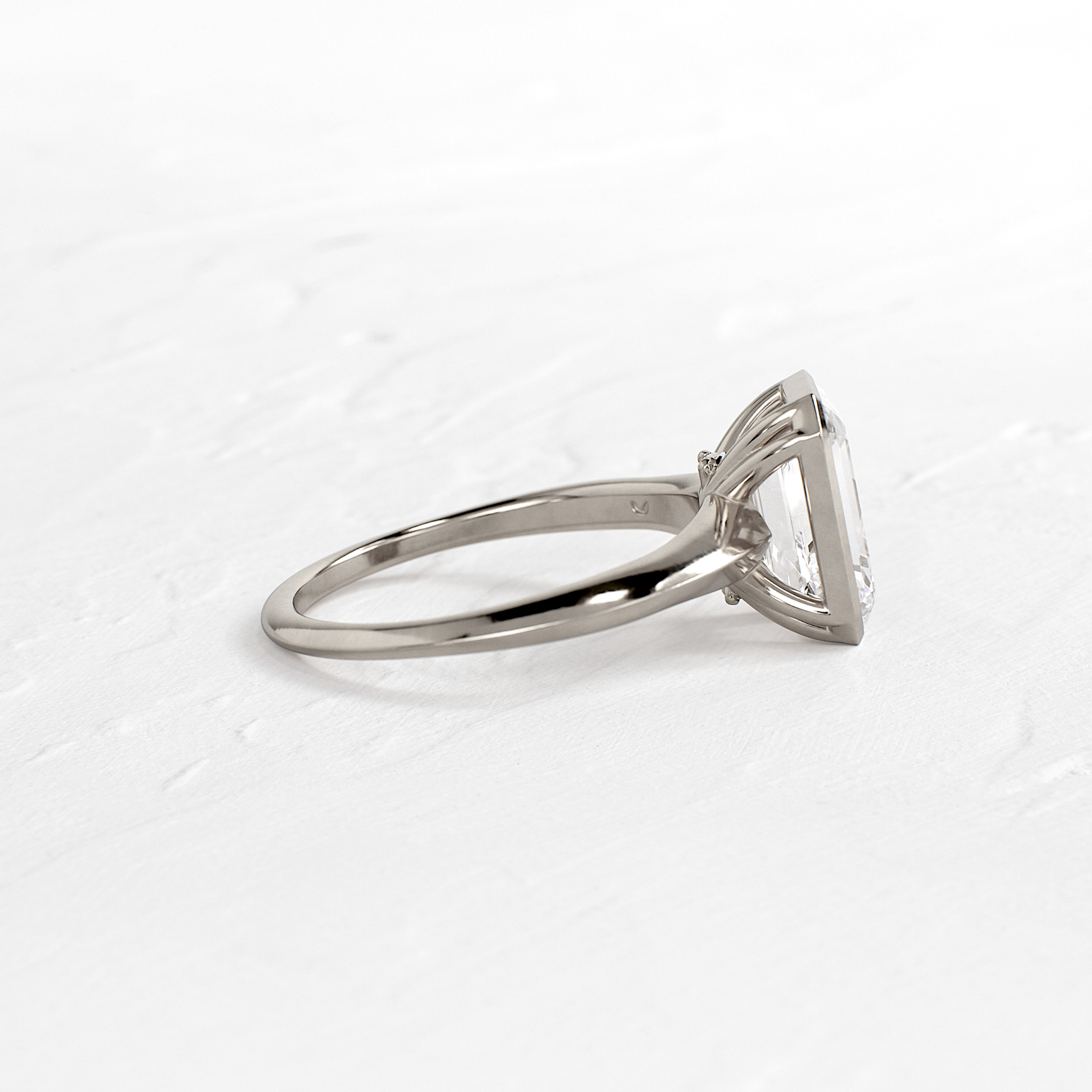 Solitaire-Oval Lab Grown Diamond Engagement Ring