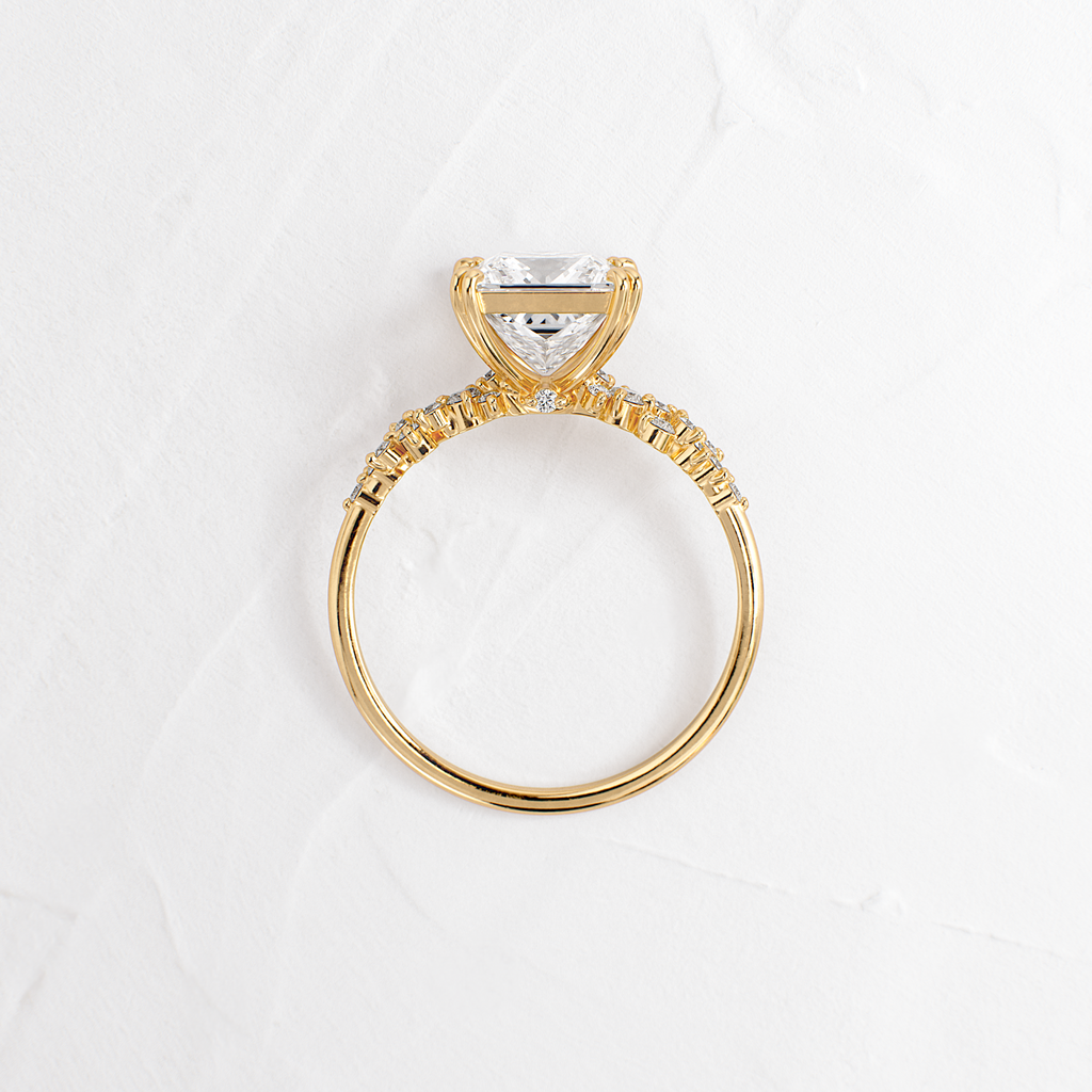 Solitaire-Oval Lab Grown Diamond Engagement Ring