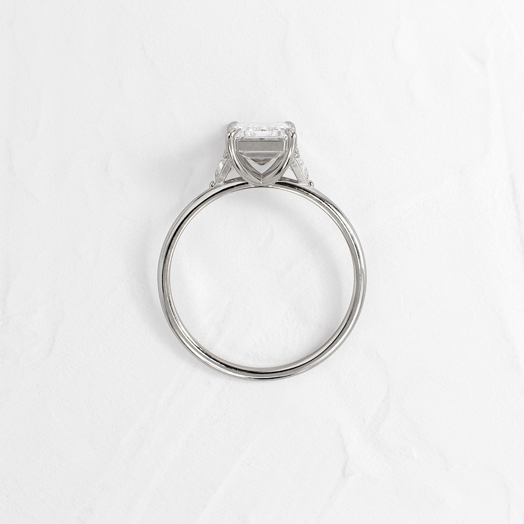 Solitaire-Oval Lab Grown Diamond Engagement Ring
