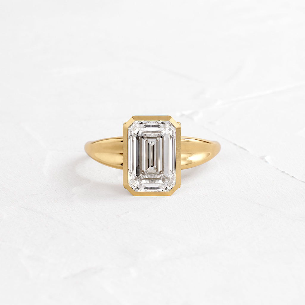 Solitaire-Oval Lab Grown Diamond Engagement Ring
