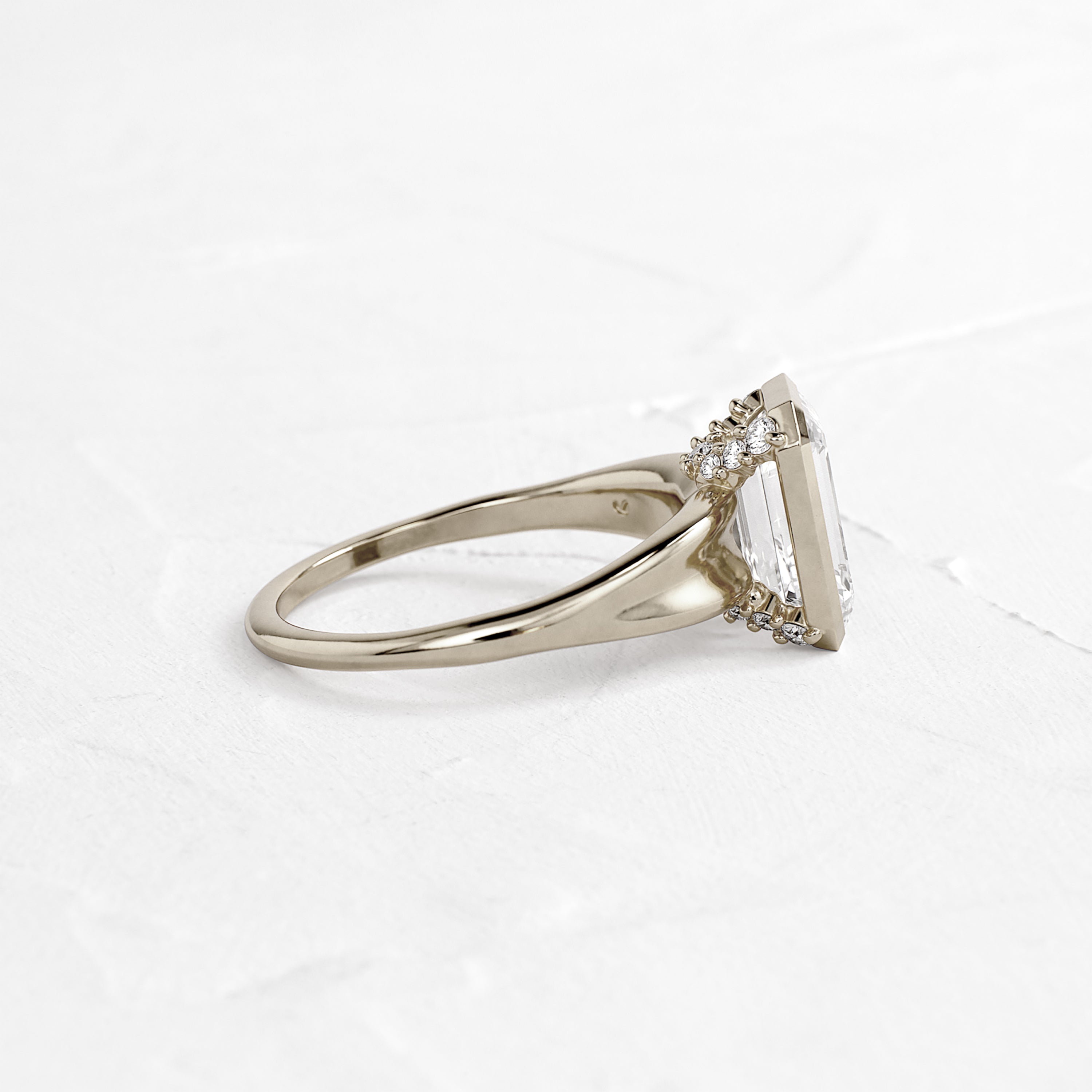 Solitaire-Oval Lab Grown Diamond Engagement Ring