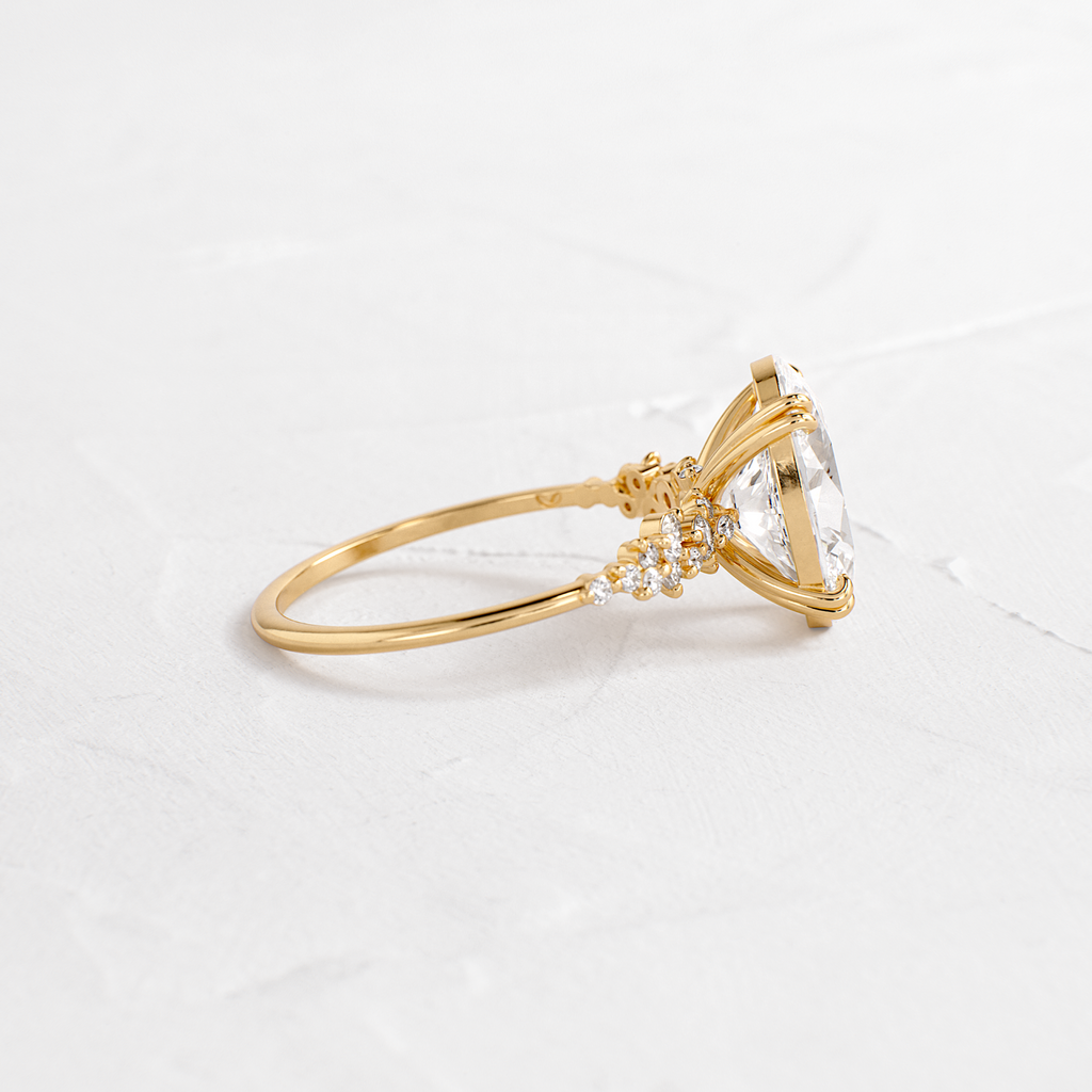 Solitaire-Oval Lab Grown Diamond Engagement Ring