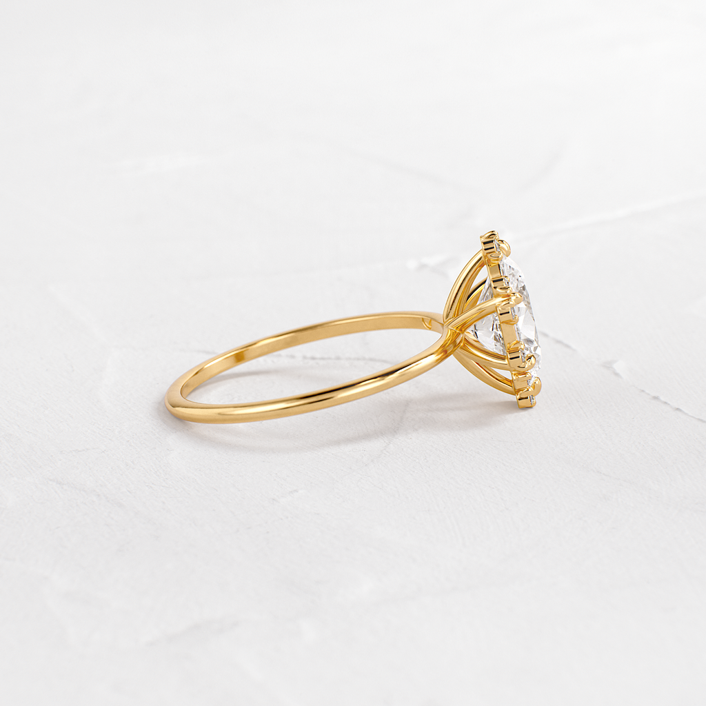 Solitaire-Oval Lab Grown Diamond Engagement Ring