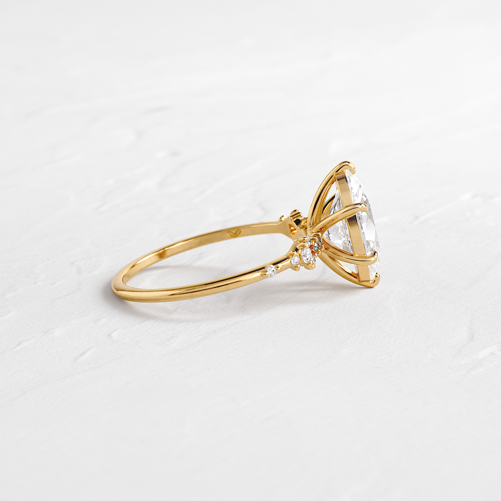 Solitaire-Oval Lab Grown Diamond Engagement Ring