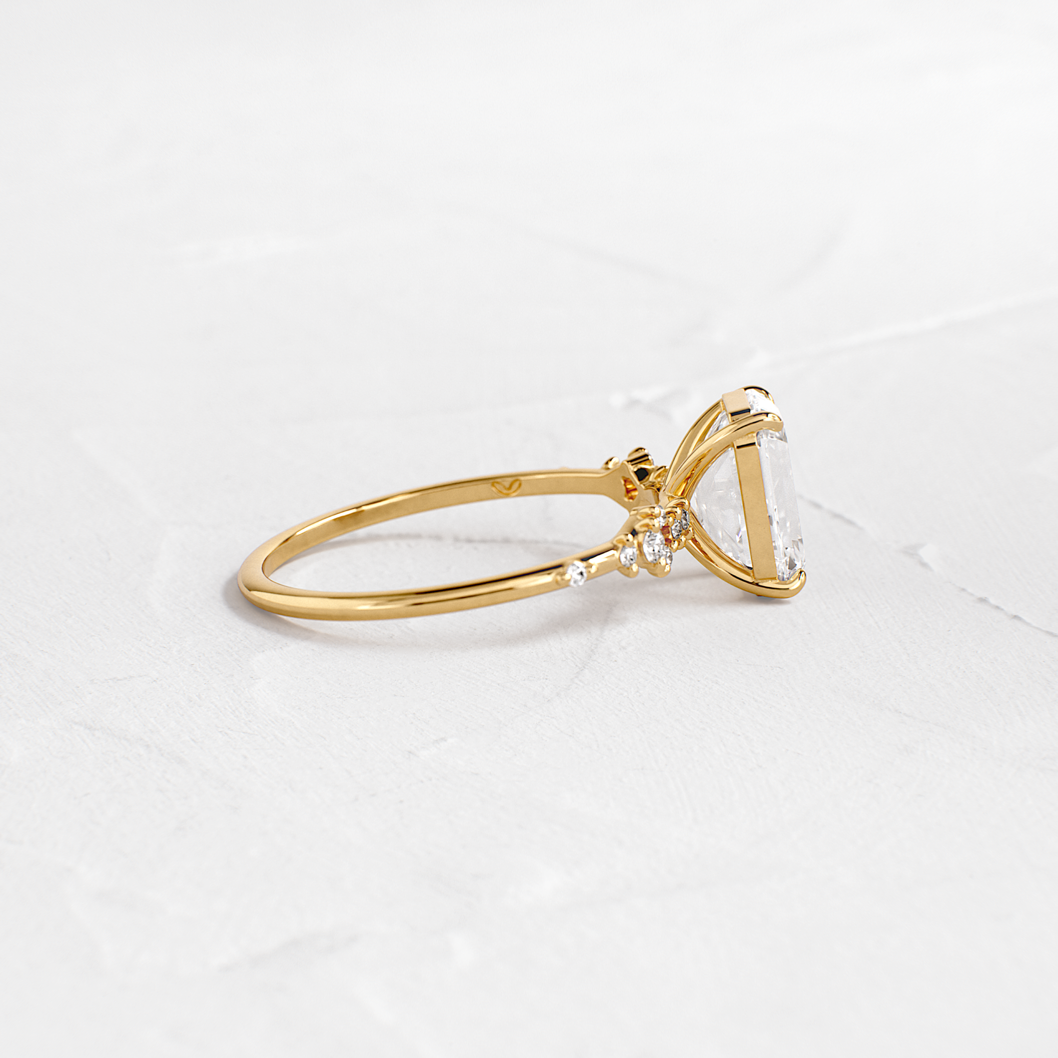Solitaire-Oval Lab Grown Diamond Engagement Ring