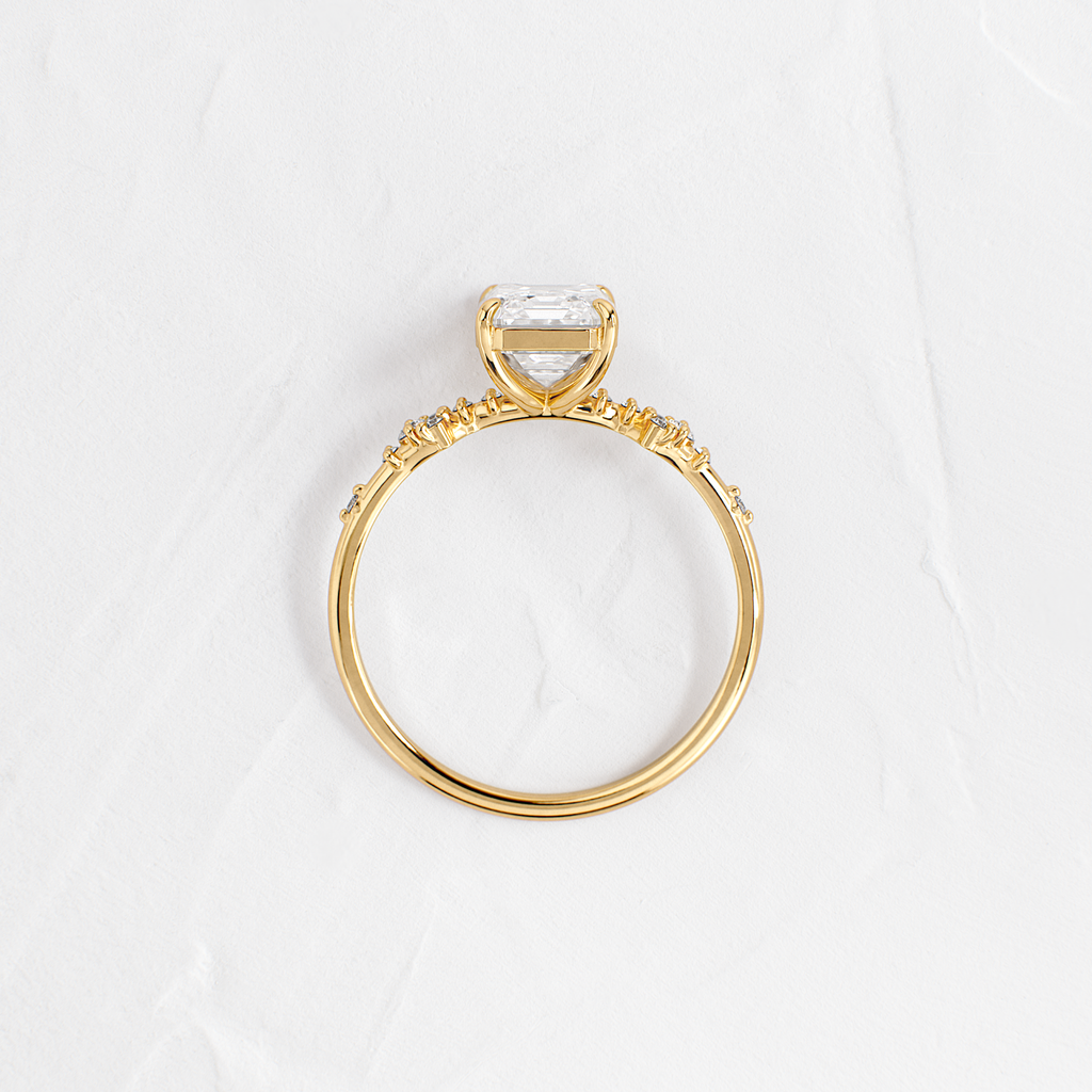 Solitaire-Oval Lab Grown Diamond Engagement Ring