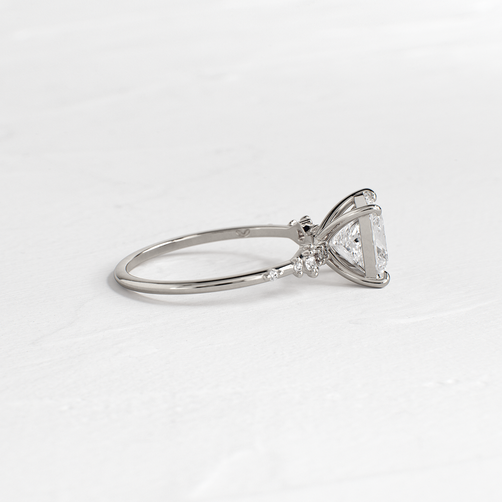 Solitaire-Oval Lab Grown Diamond Engagement Ring
