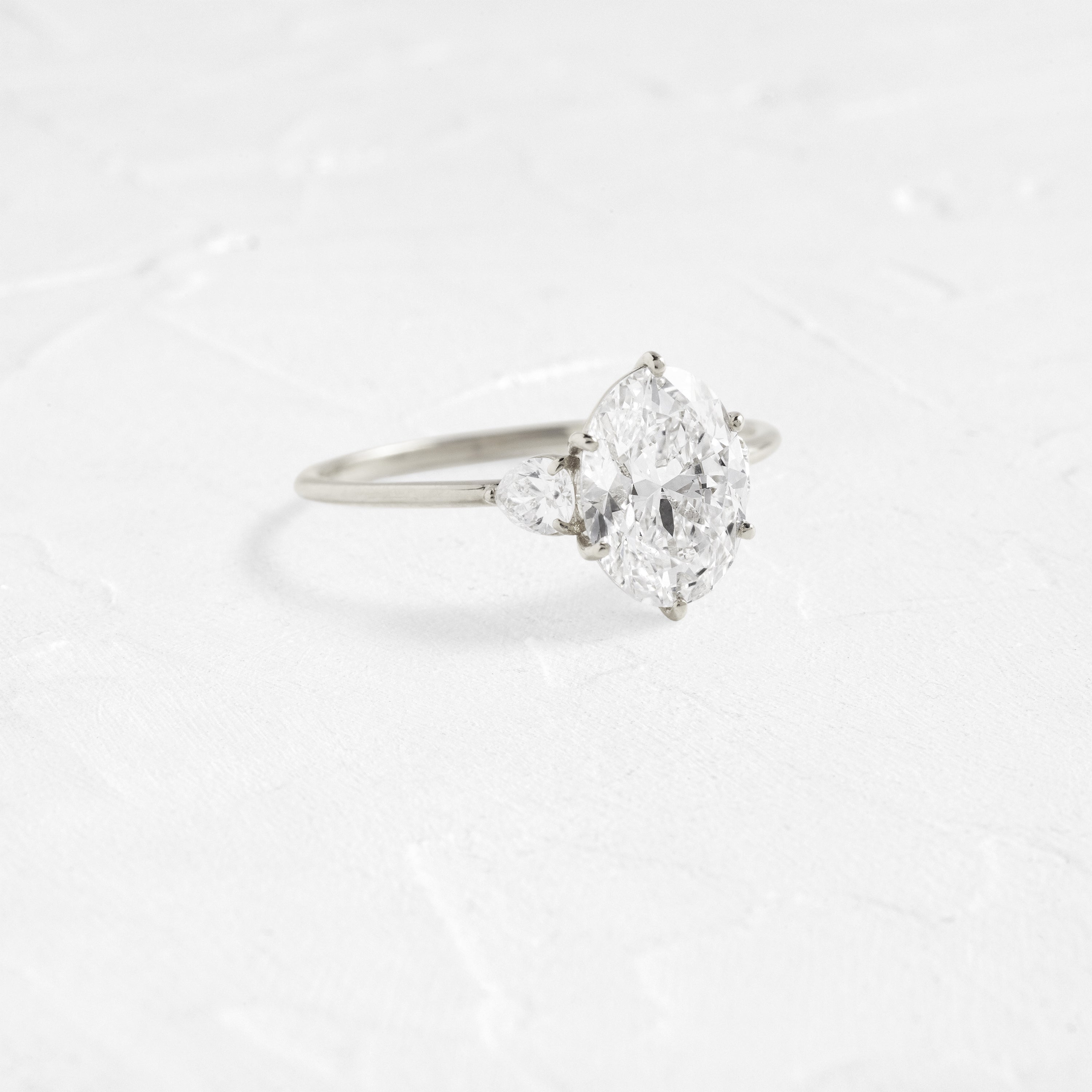 Solitaire-Oval Lab Grown Diamond Engagement Ring