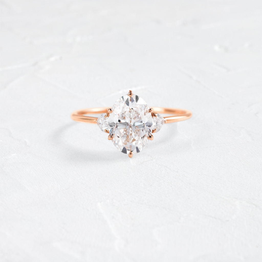 Solitaire-Oval Lab Grown Diamond Engagement Ring