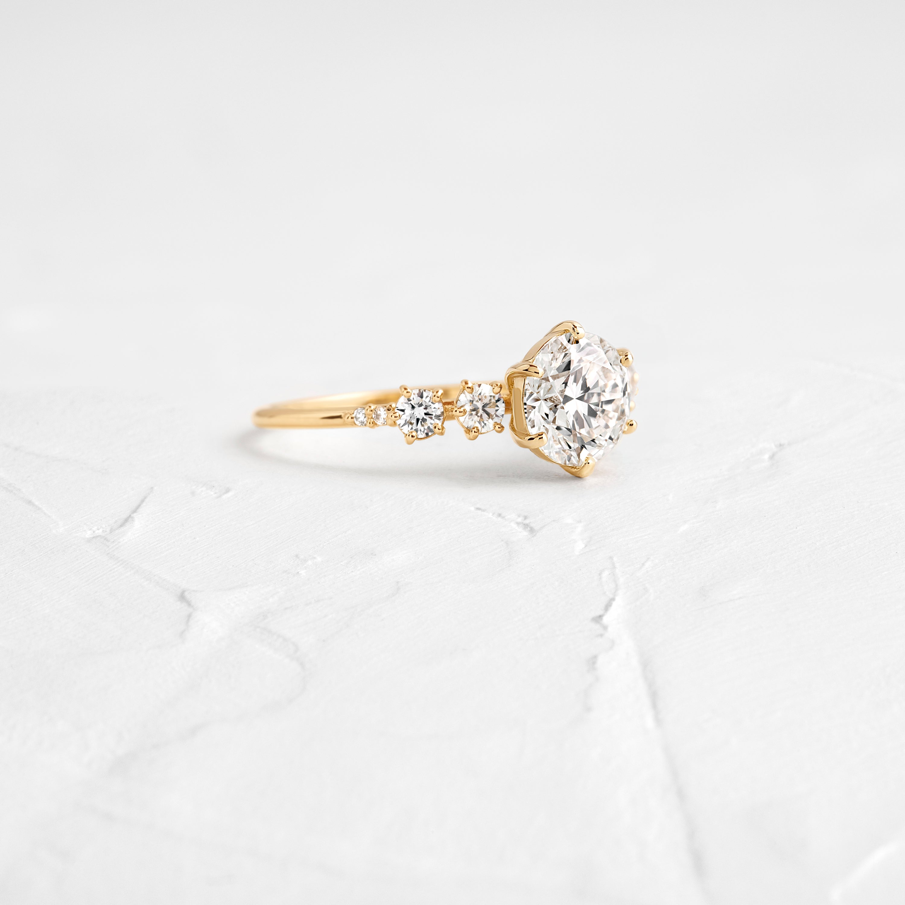 Solitaire-Oval Lab Grown Diamond Engagement Ring