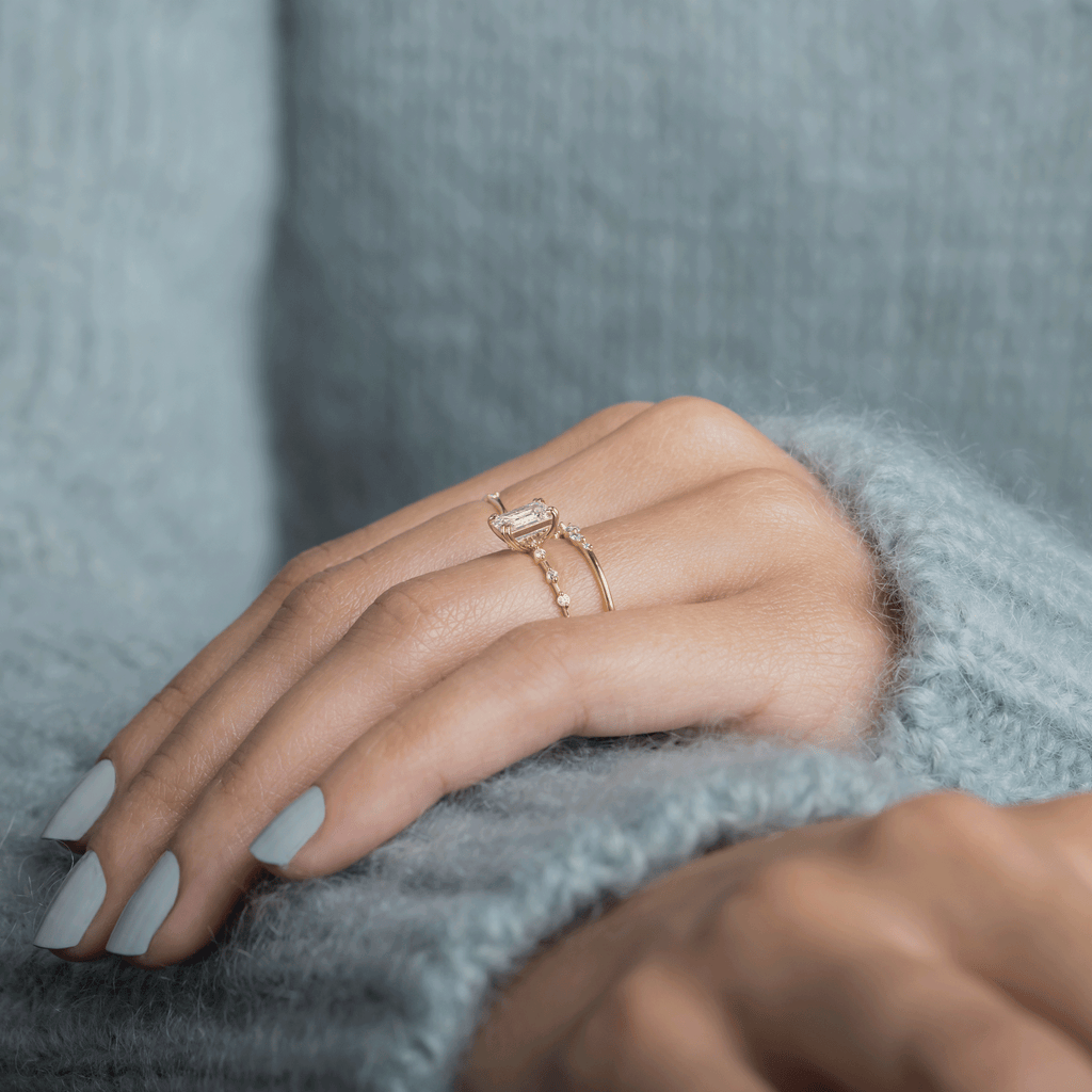 Solitaire-Oval Lab Grown Diamond Engagement Ring