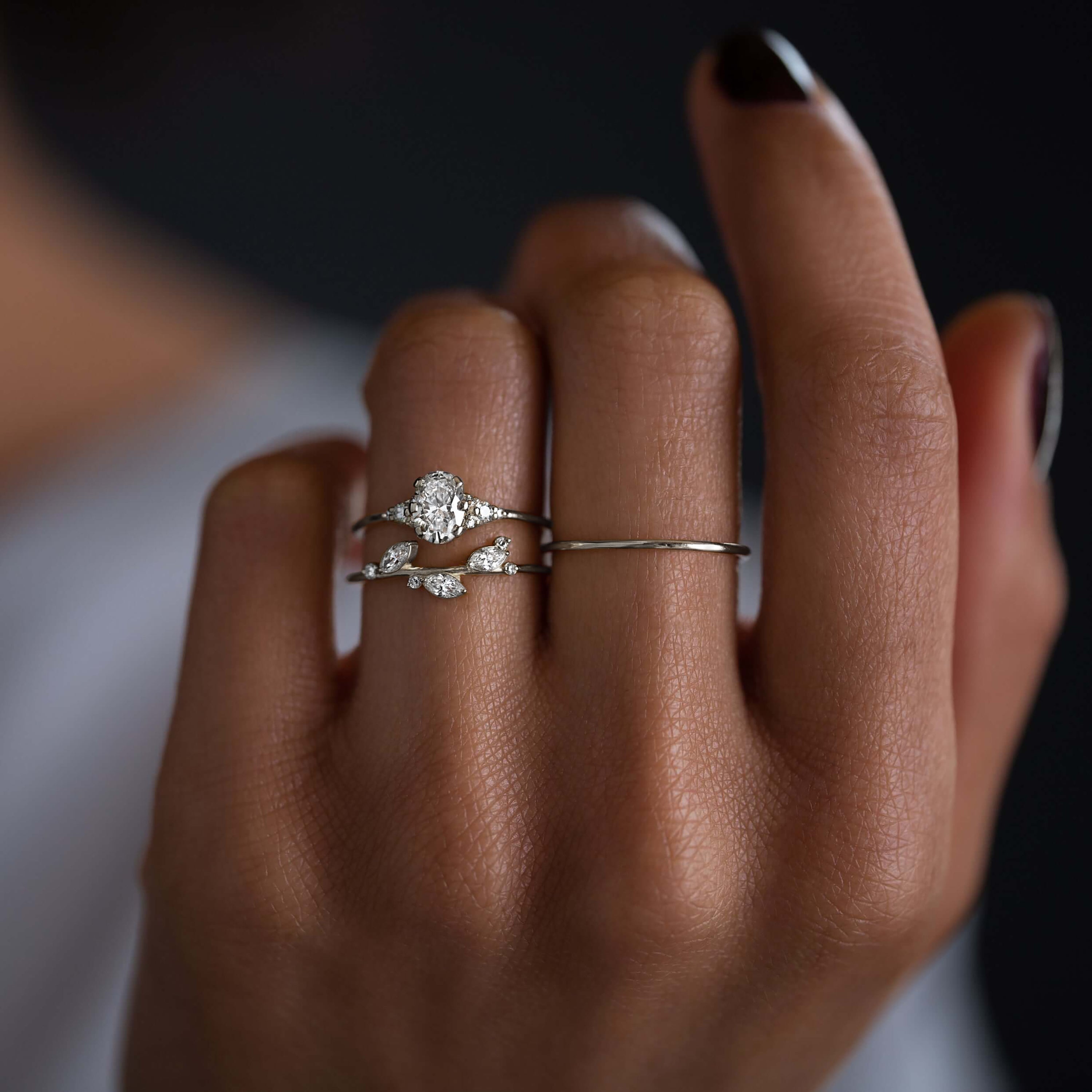 Solitaire-Oval Lab Grown Diamond Engagement Ring