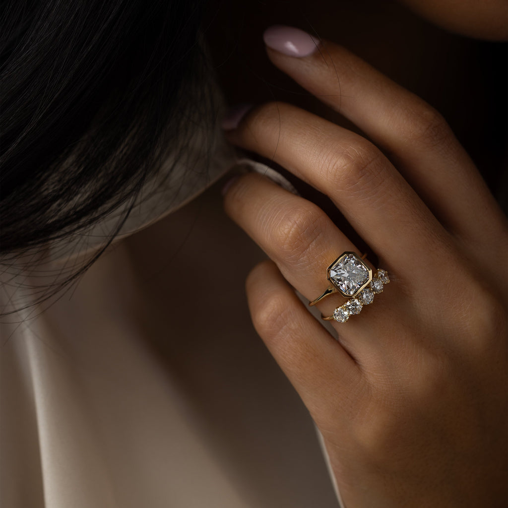 Solitaire-Oval Lab Grown Diamond Engagement Ring