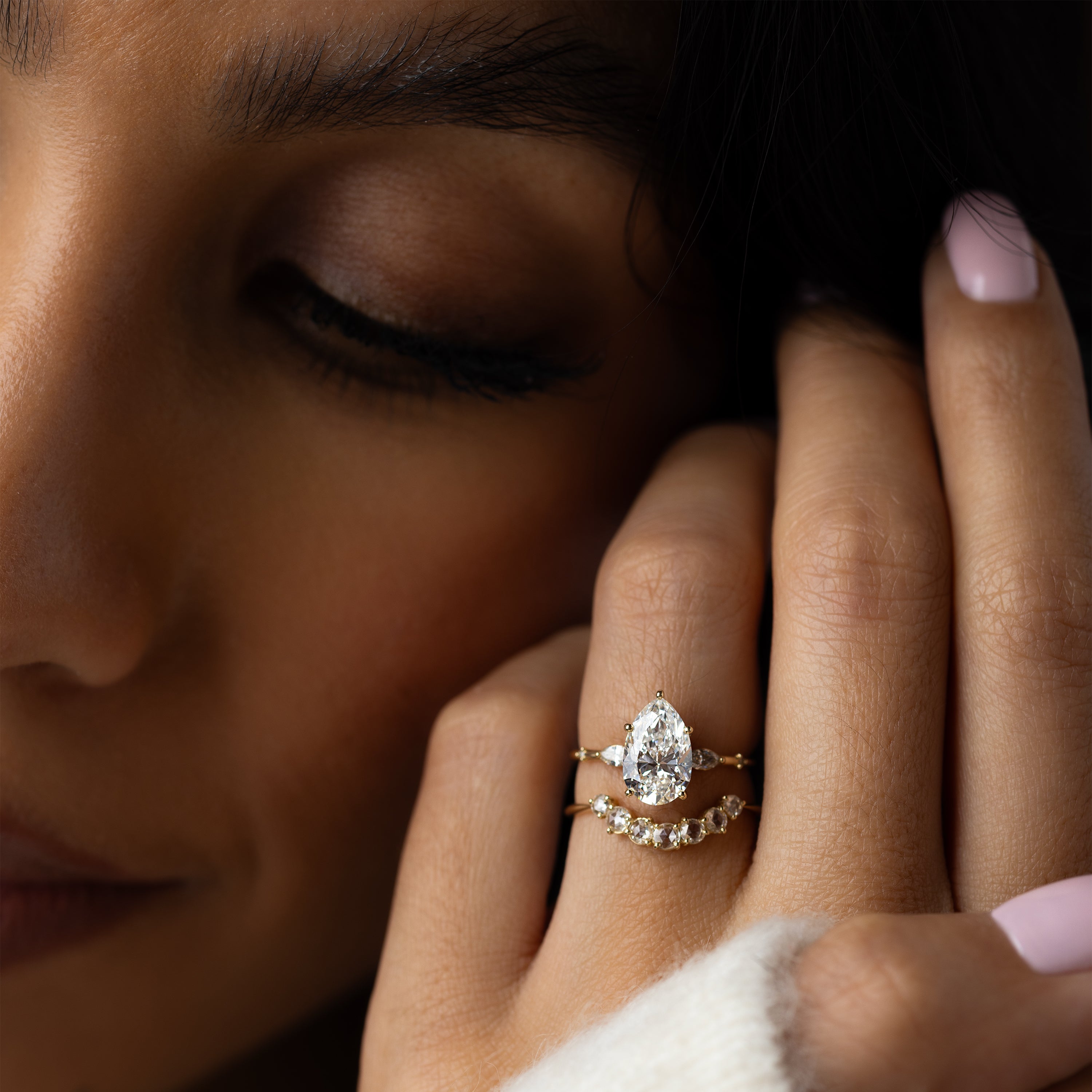 Solitaire-Oval Lab Grown Diamond Engagement Ring