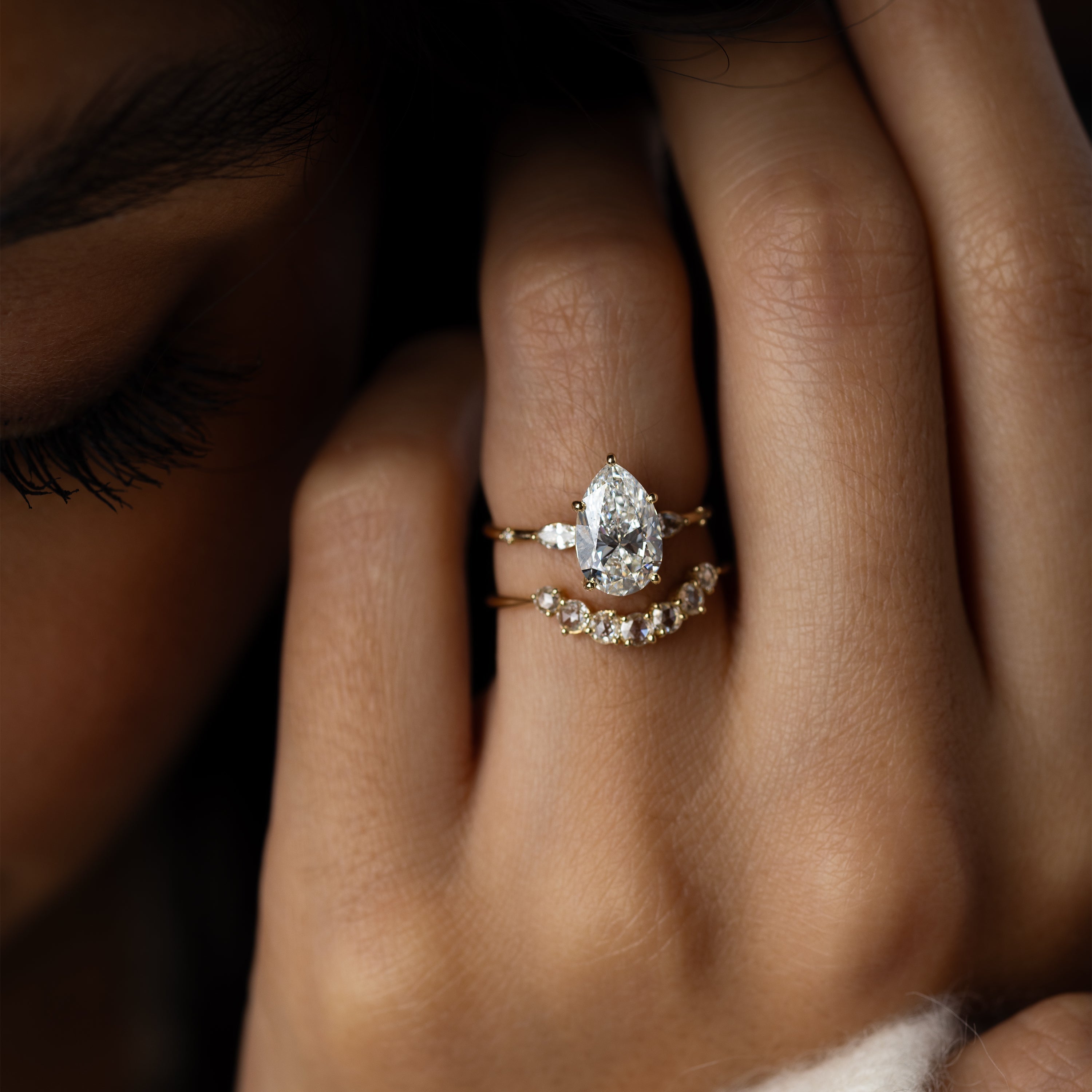 Solitaire-Oval Lab Grown Diamond Engagement Ring