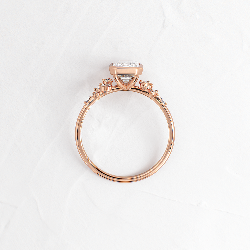 Solitaire-Oval Lab Grown Diamond Engagement Ring