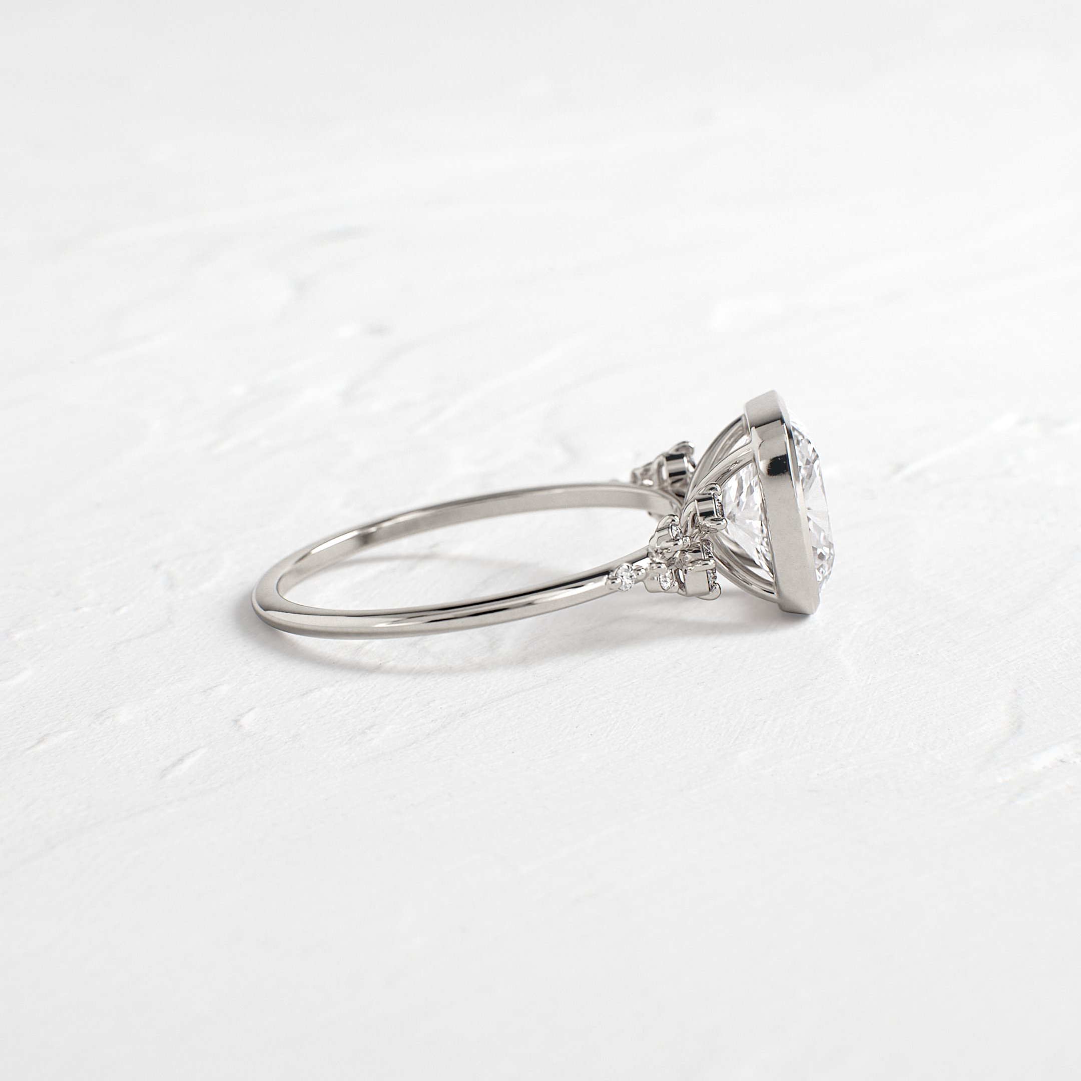 Solitaire-Oval Lab Grown Diamond Engagement Ring