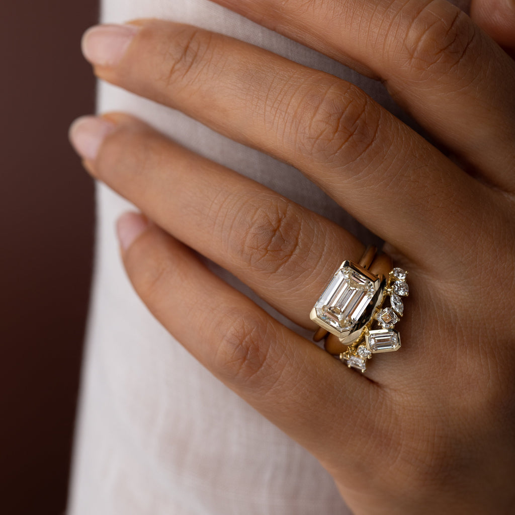Solitaire-Oval Lab Grown Diamond Engagement Ring