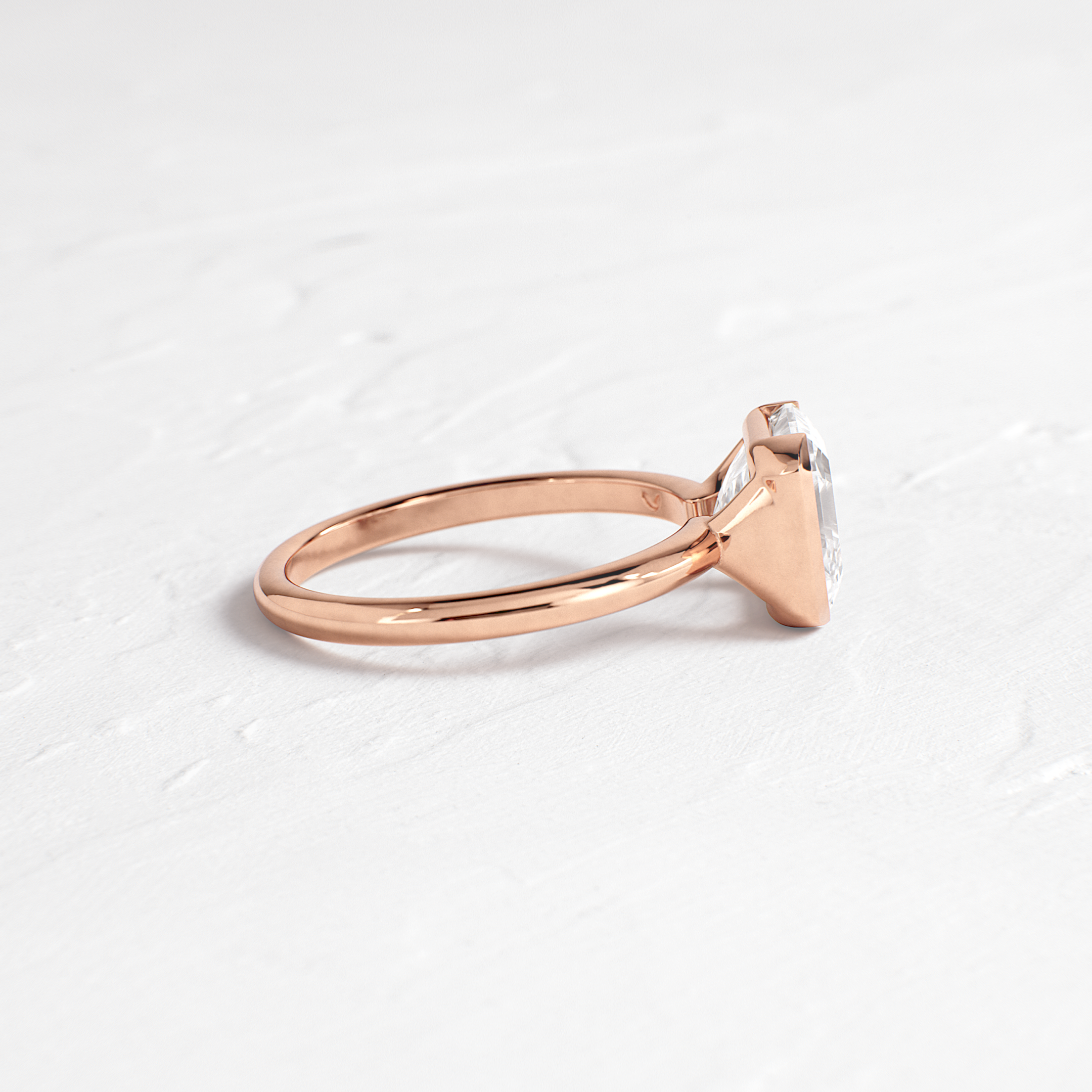 Solitaire-Oval Lab Grown Diamond Engagement Ring