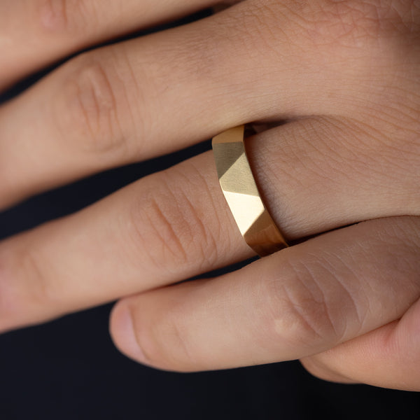 Multi Facet- Men's Wedding Band - Classic- Men's Wedding Band