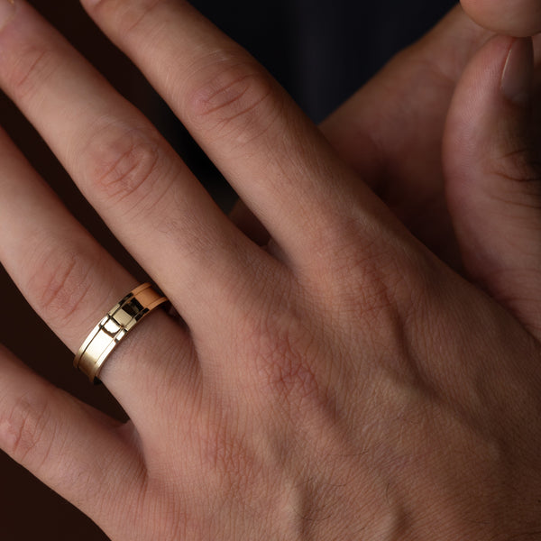 Classic Flat Court- Men's Wedding Band - Classic- Men's Wedding Band