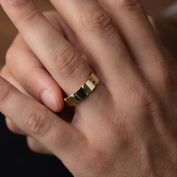 Faceted Edge- Men's Wedding Band - Classic- Men's Wedding Band