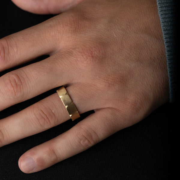 Faceted Edge- Men's Wedding Band - Classic- Men's Wedding Band