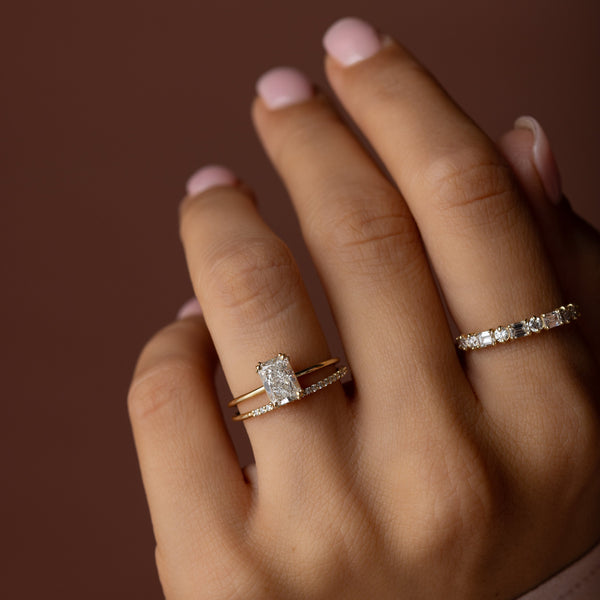 Solitaire Triple Prong-Radiant Lab Grown Diamond Engagement Ring - Solitaire-Oval Lab Grown Diamond Engagement Ring