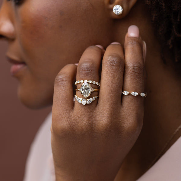 Bezel & Cluster Style-Oval Lab Grown Diamond Engagement Ring - Solitaire-Oval Lab Grown Diamond Engagement Ring