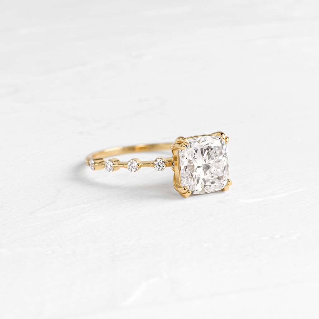 Solitaire-Oval Lab Grown Diamond Engagement Ring