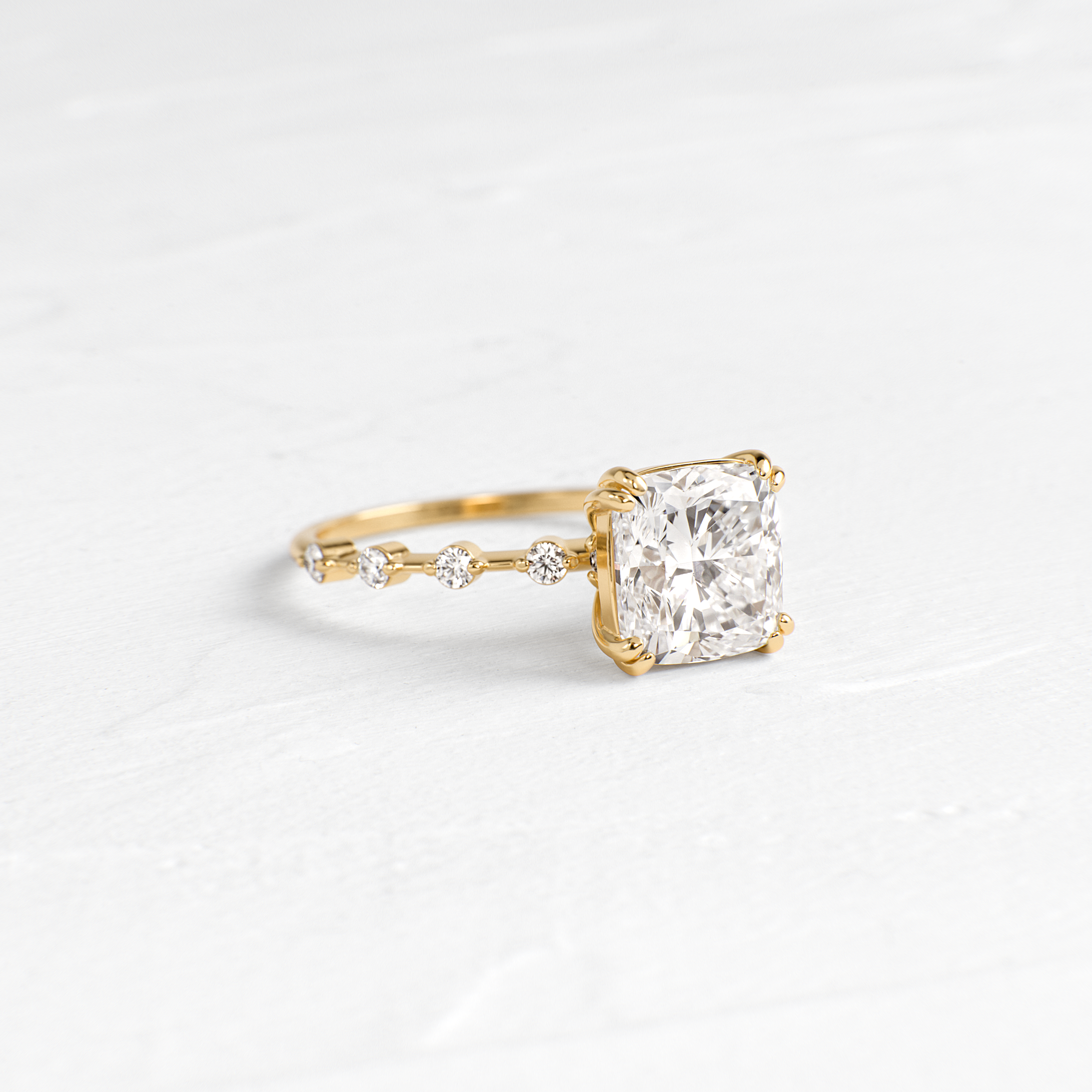 Solitaire-Oval Lab Grown Diamond Engagement Ring