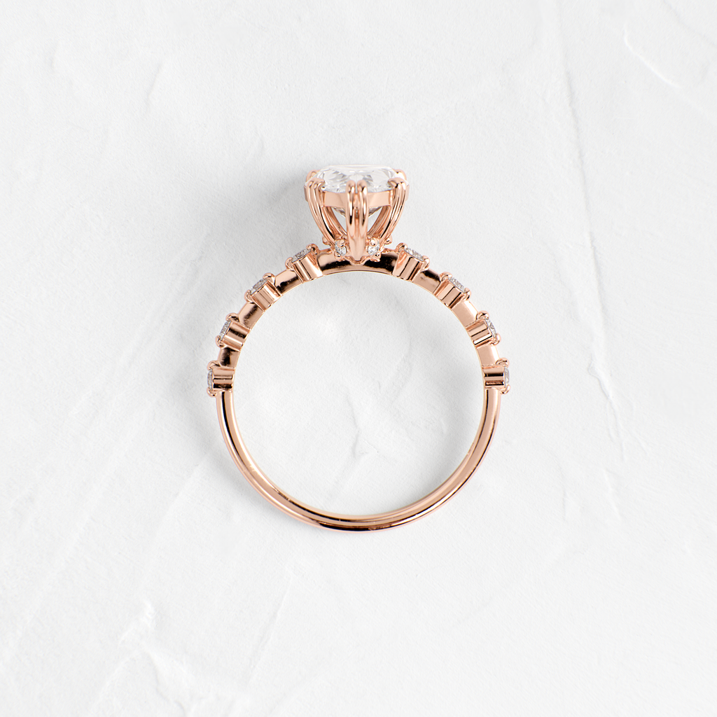 Solitaire-Oval Lab Grown Diamond Engagement Ring
