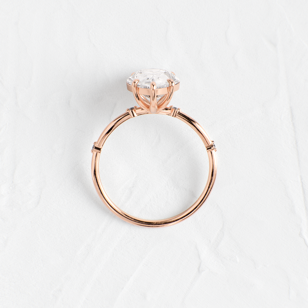 Solitaire-Oval Lab Grown Diamond Engagement Ring