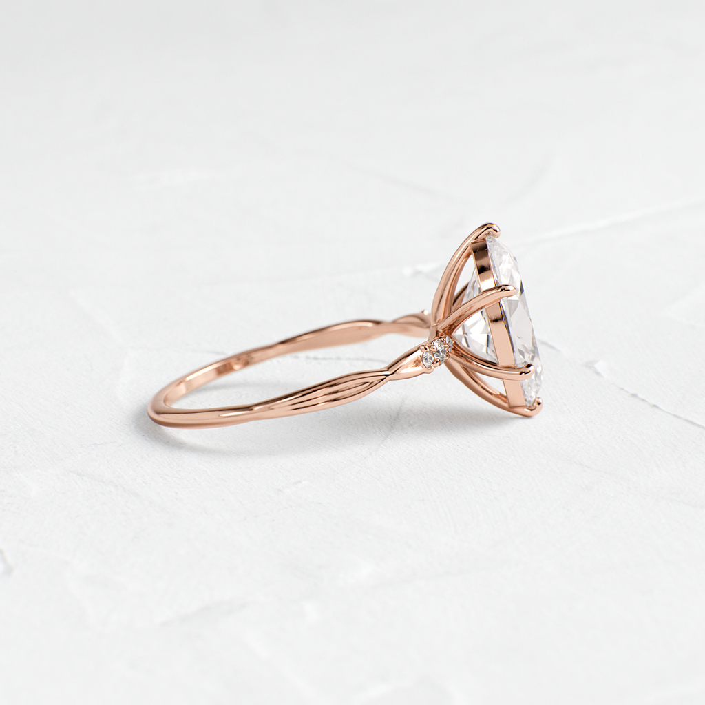 Solitaire-Oval Lab Grown Diamond Engagement Ring