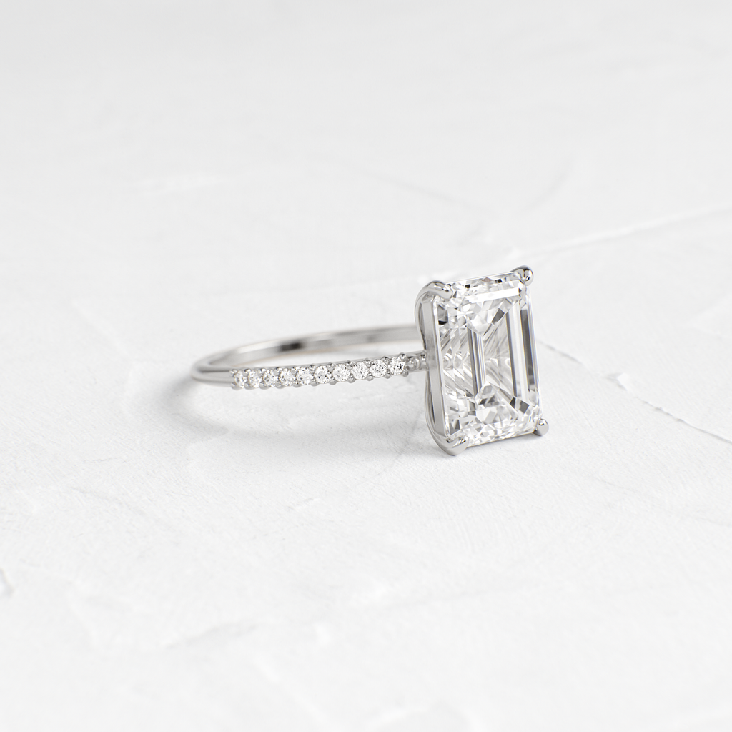 Solitaire-Oval Lab Grown Diamond Engagement Ring