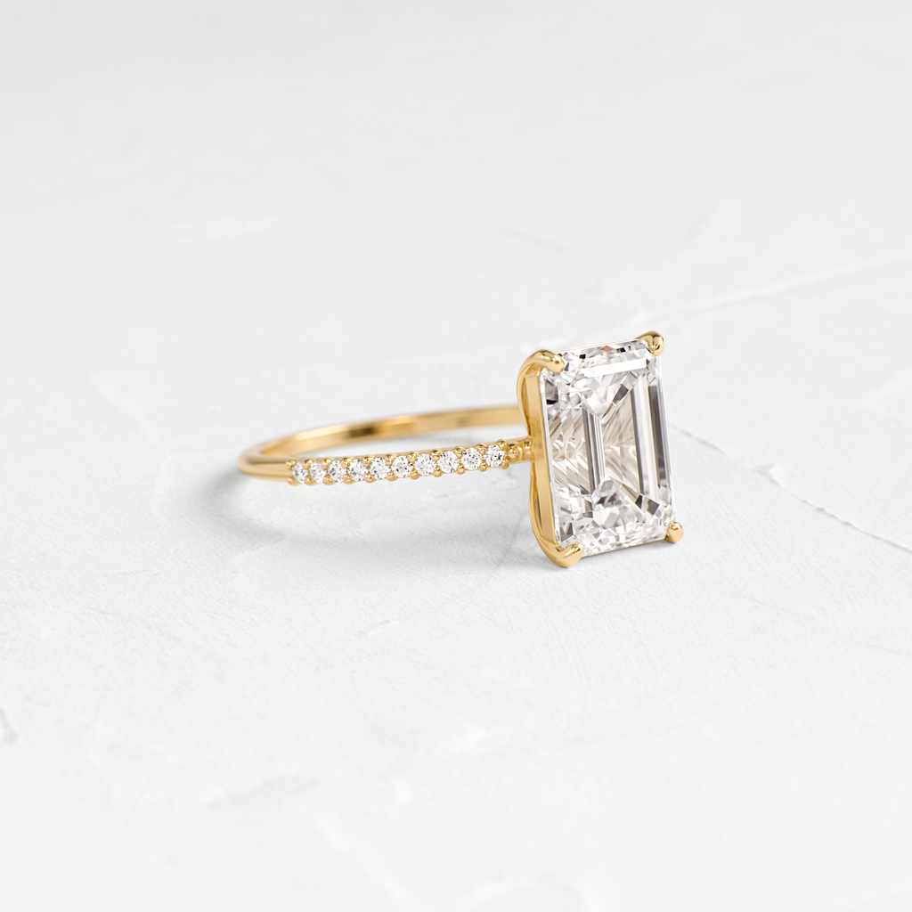 Solitaire-Oval Lab Grown Diamond Engagement Ring