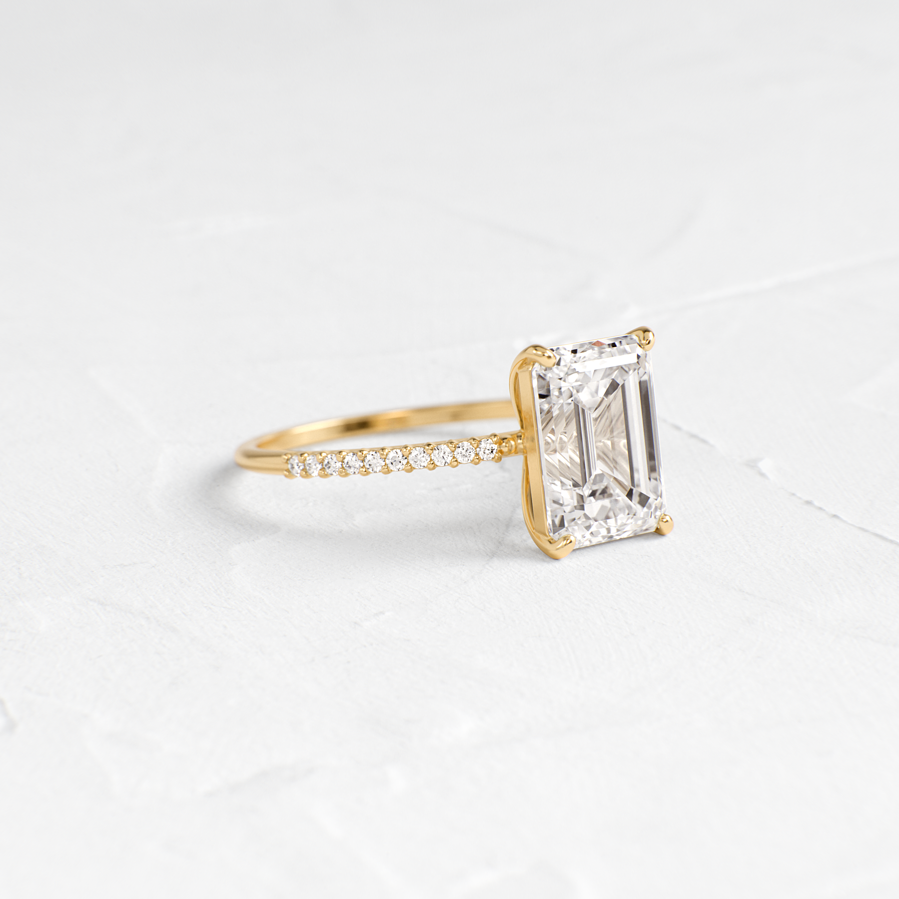 Solitaire-Oval Lab Grown Diamond Engagement Ring