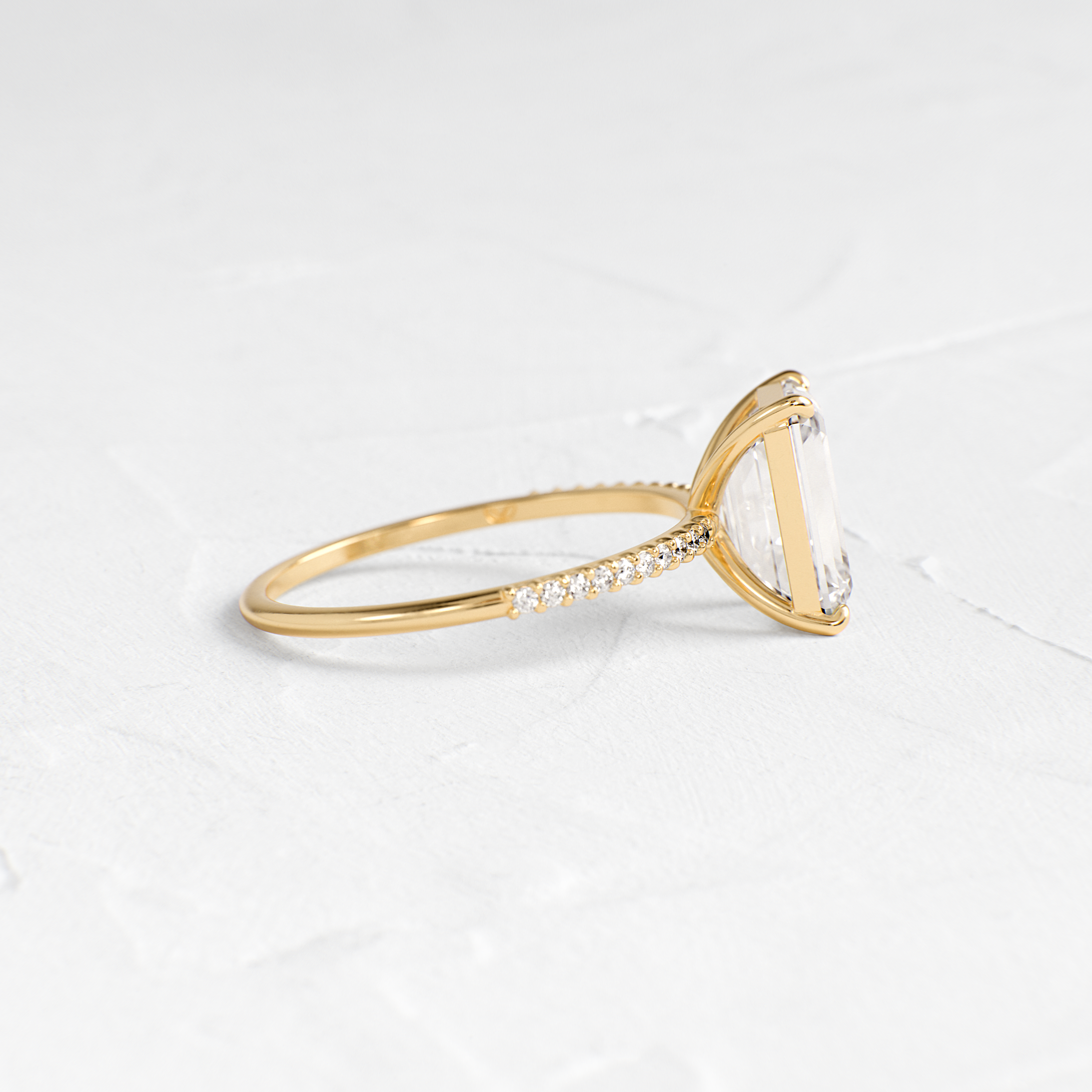 Solitaire-Oval Lab Grown Diamond Engagement Ring