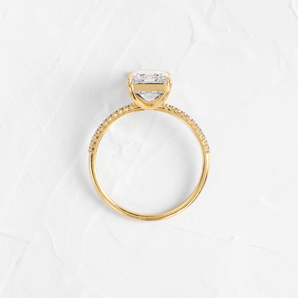 Solitaire-Oval Lab Grown Diamond Engagement Ring