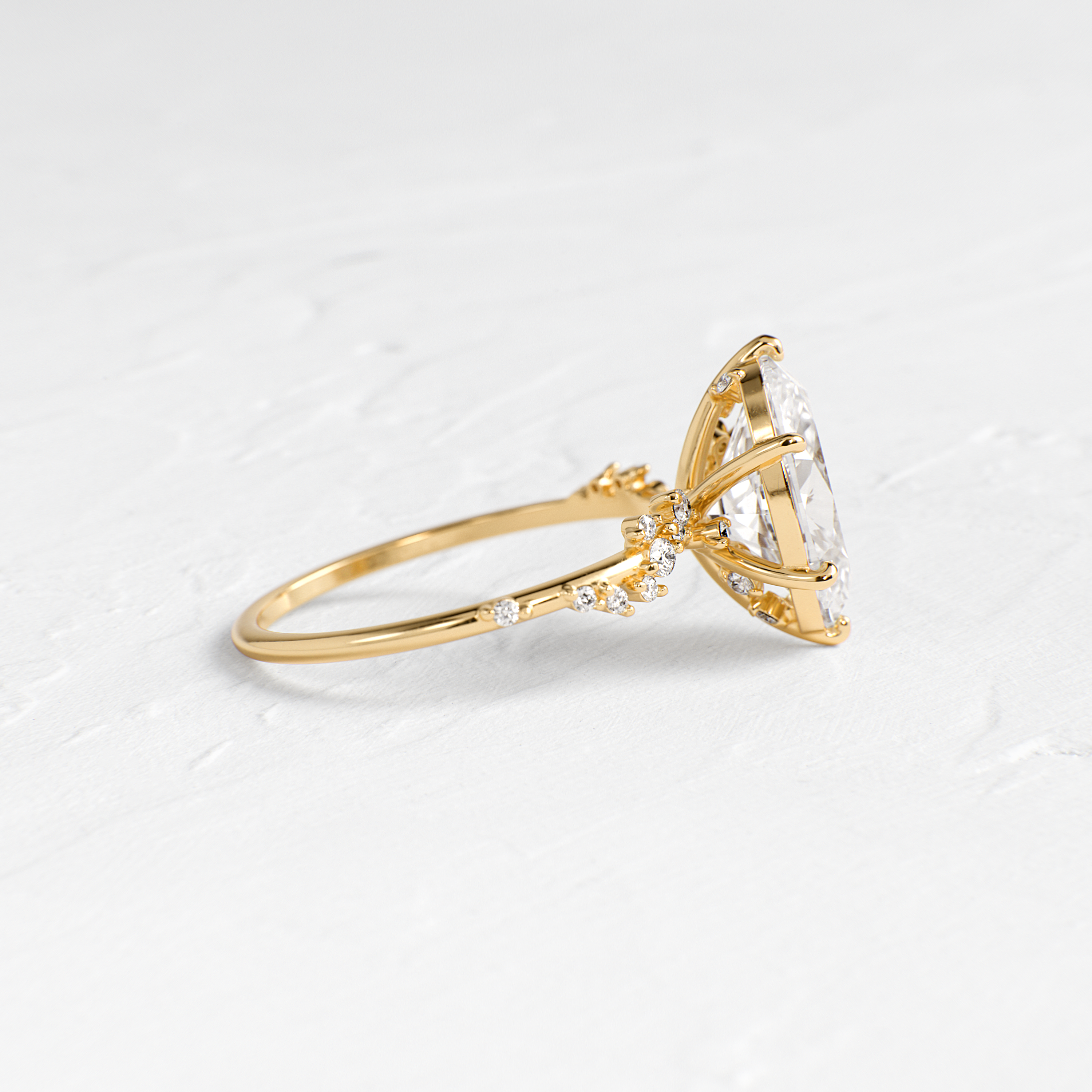 Solitaire-Oval Lab Grown Diamond Engagement Ring